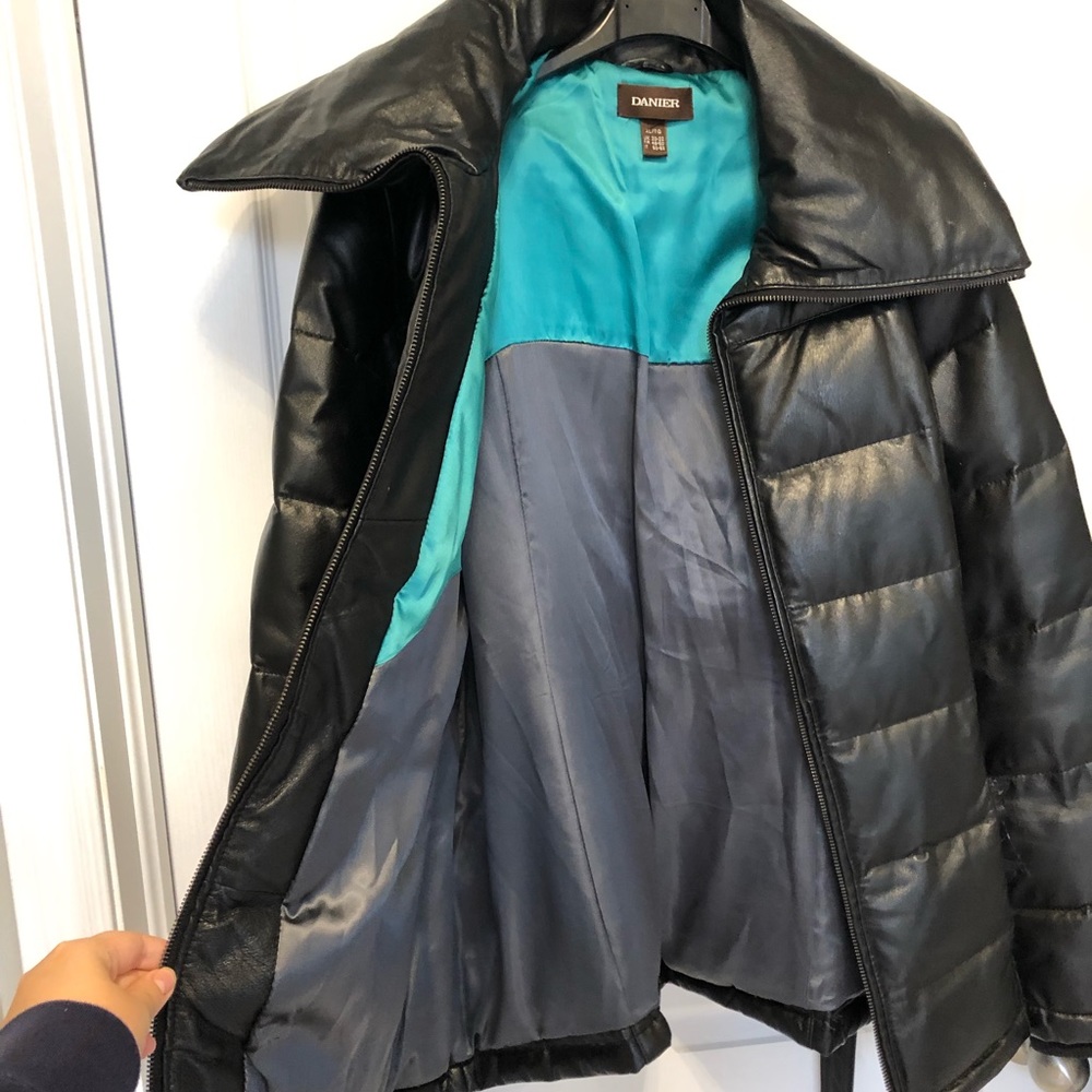 Danier Women's Black Leather Puffer Jacket with Teal Lining